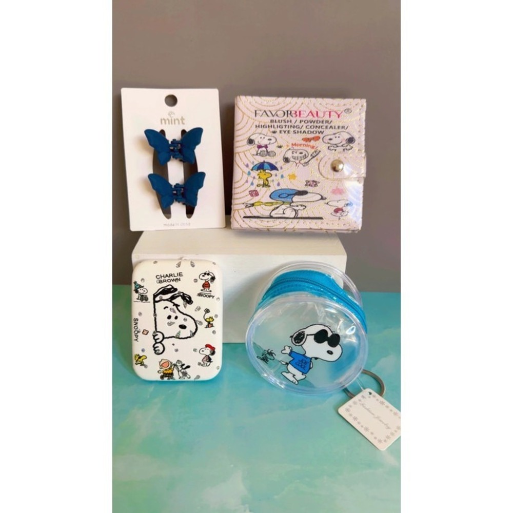 Adorable‎ Snoopy bundle